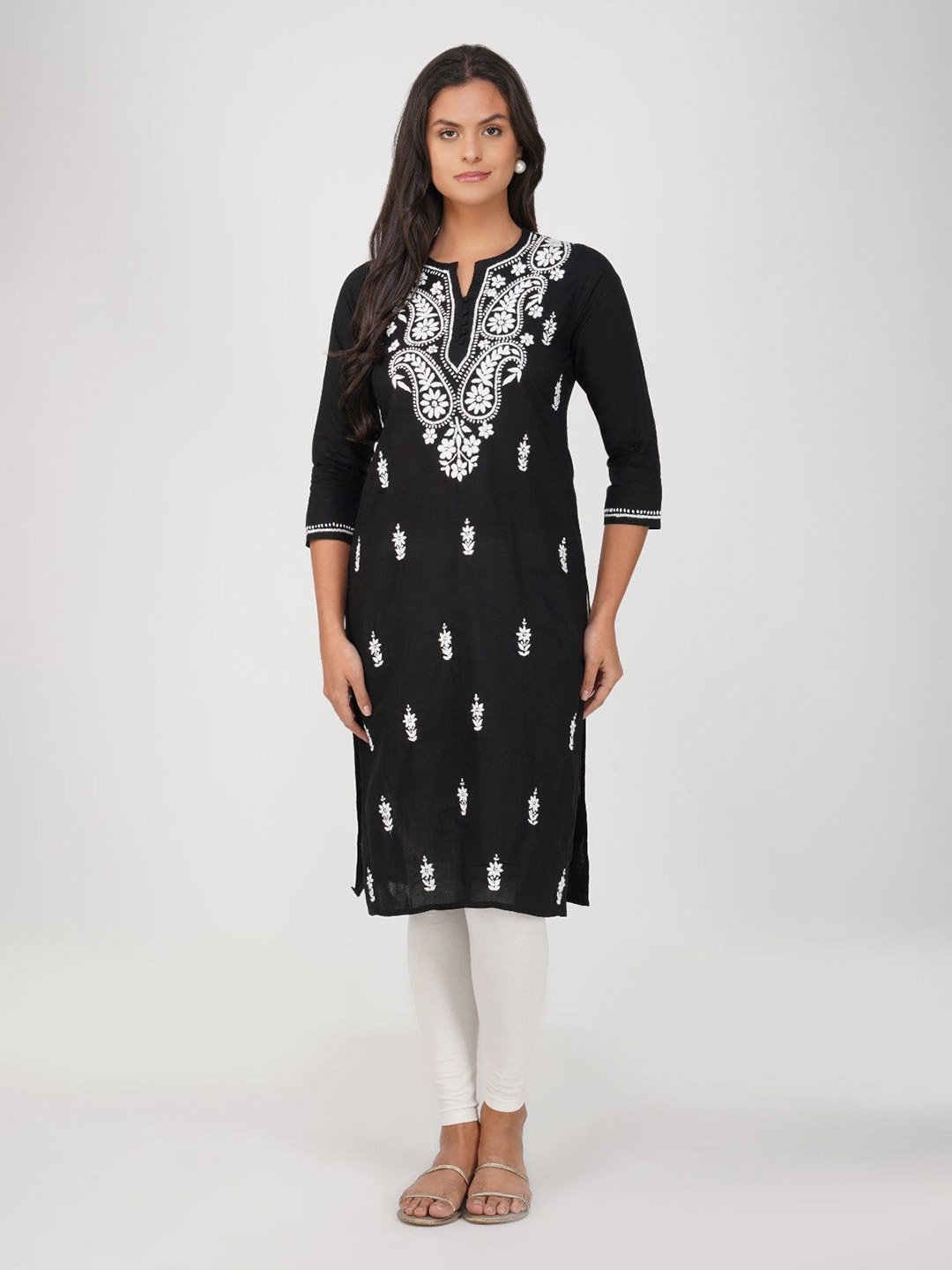 

Bluenixie Women Ethnic Motifs Embroidered Chikankari Kurta, Black