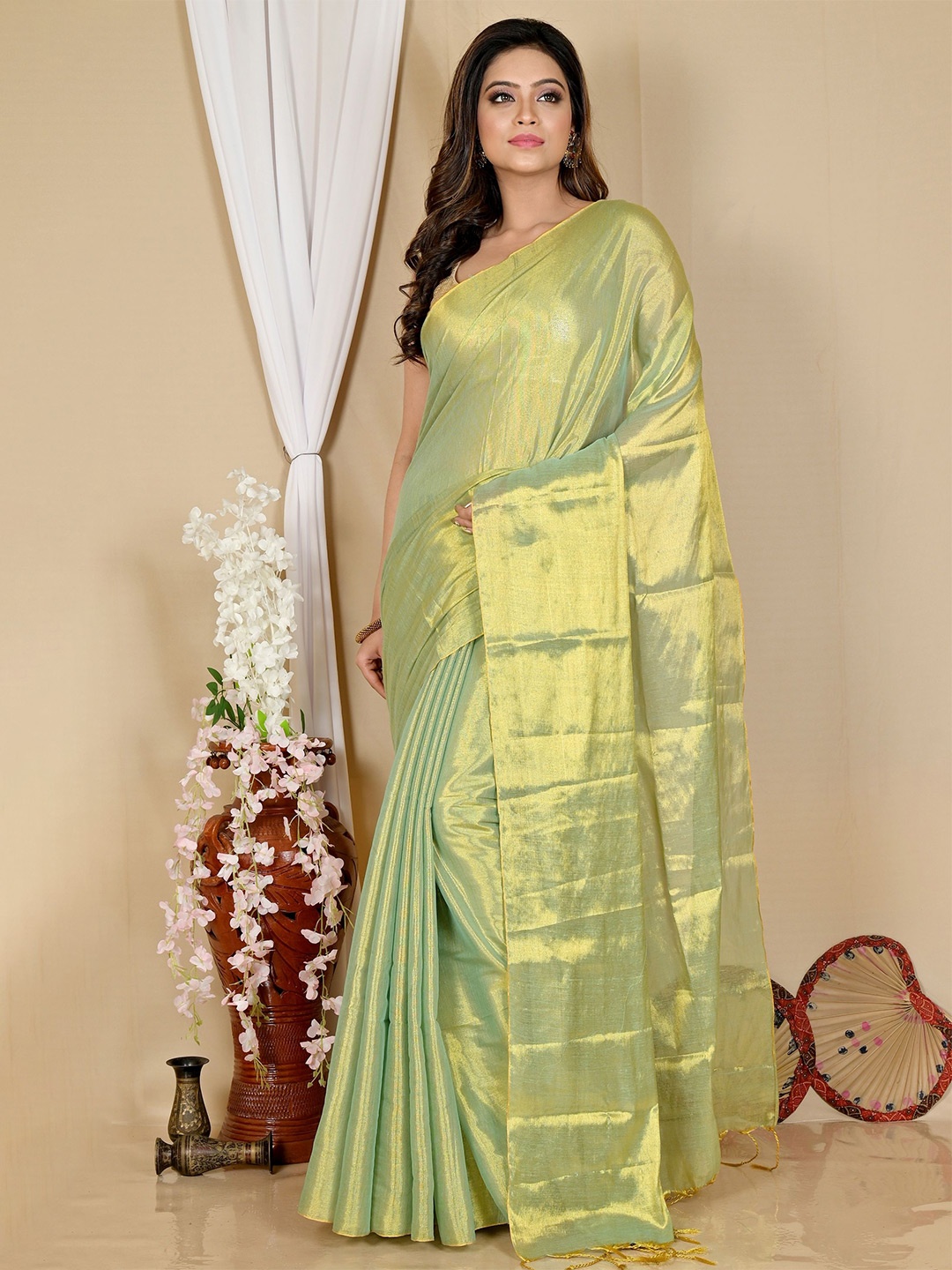 

PuJoy Woven Design Zari Pure Cotton Taant Saree, Green