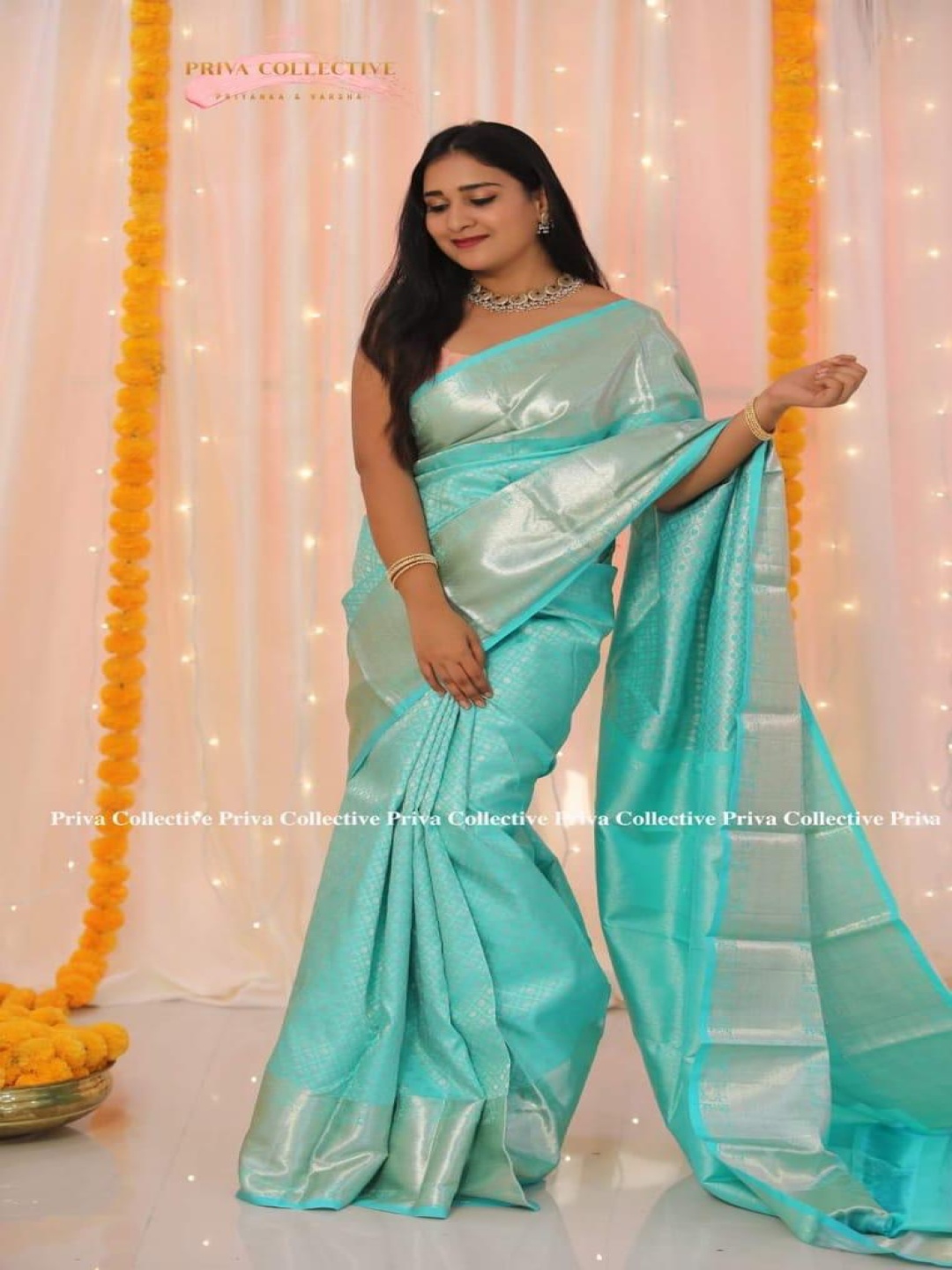

Manu Designer Woven Design Zari Saree, Blue