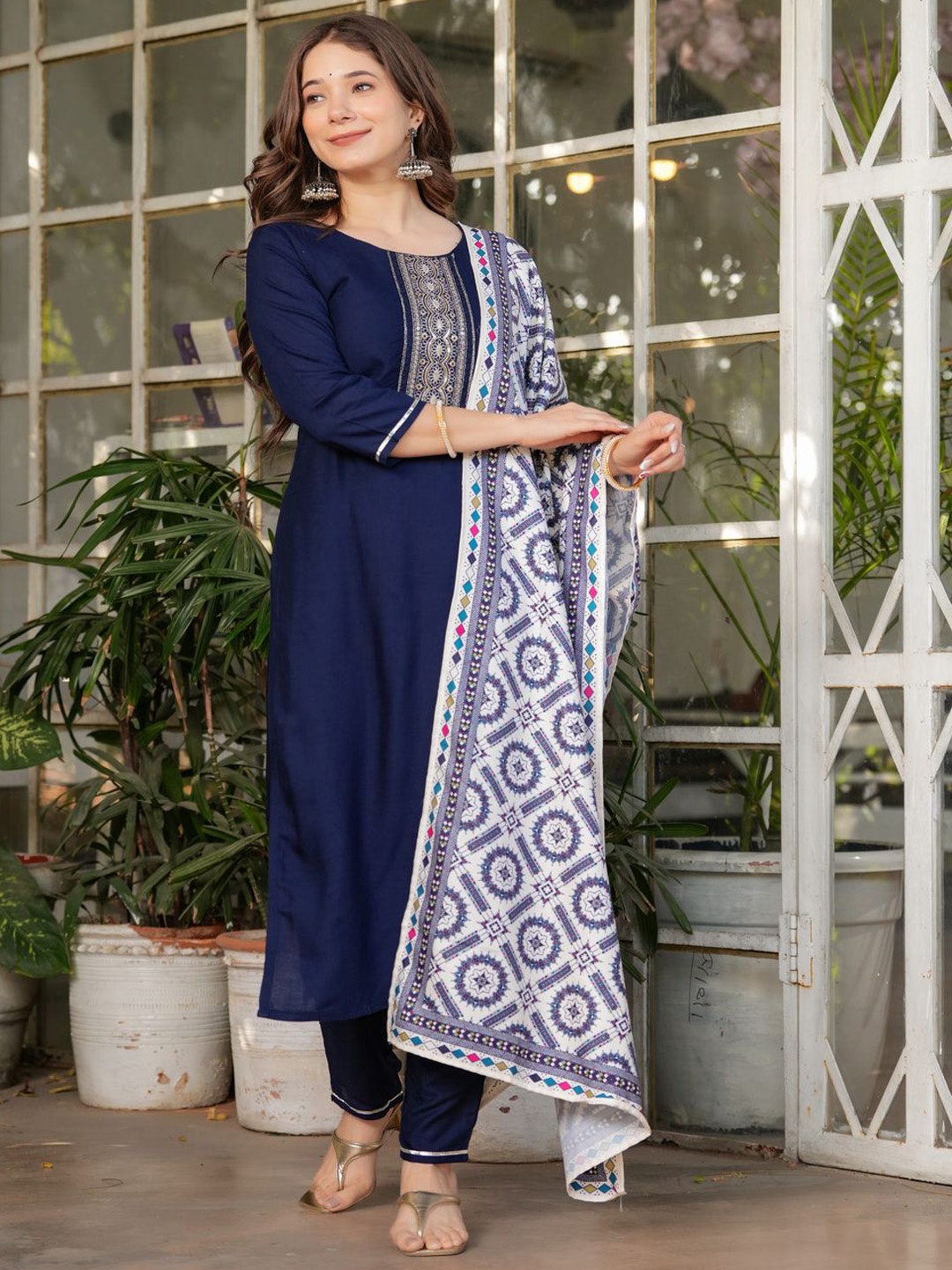 

SHIJILA Floral Yoke Design Round Neck Sequinned Straight Kurta With Trousers And Dupatta, Navy blue