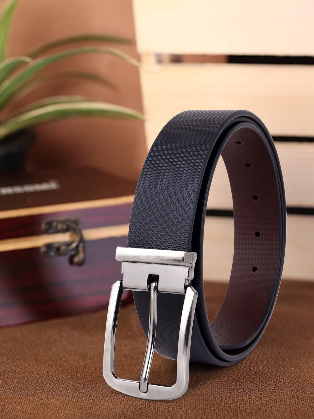 

Provogue Men Textured Leather Belt, Black