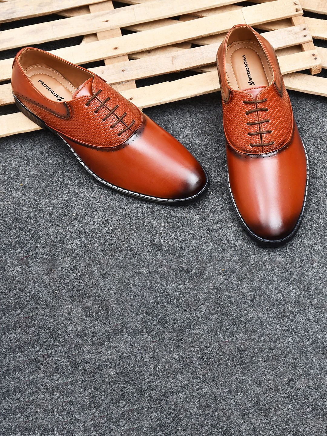 

Provogue Men's Woven Design Leather Formal Oxfords, Tan
