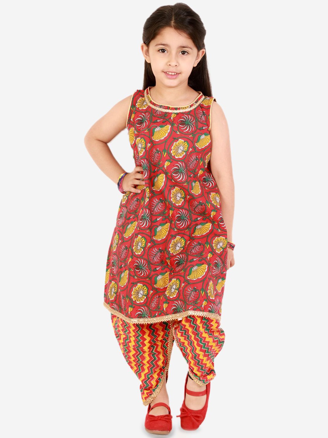 

Superminis Girls Floral Printed Gotta Patti Pure Cotton A-Line Kurti With Dhoti Pants, Red