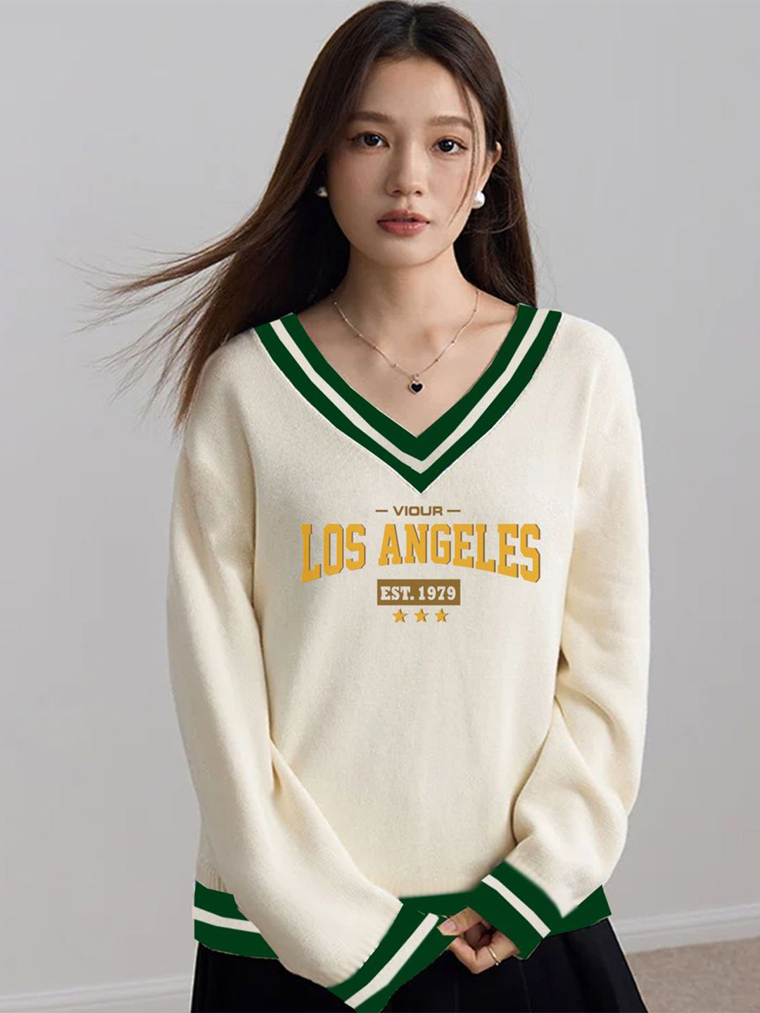 

CLAFOUTIS Women Printed Sweatshirt, White