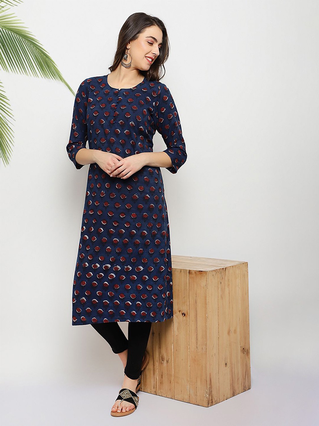 

PALASH Women Pure Cotton Round Neck Straight Kurta, Navy blue
