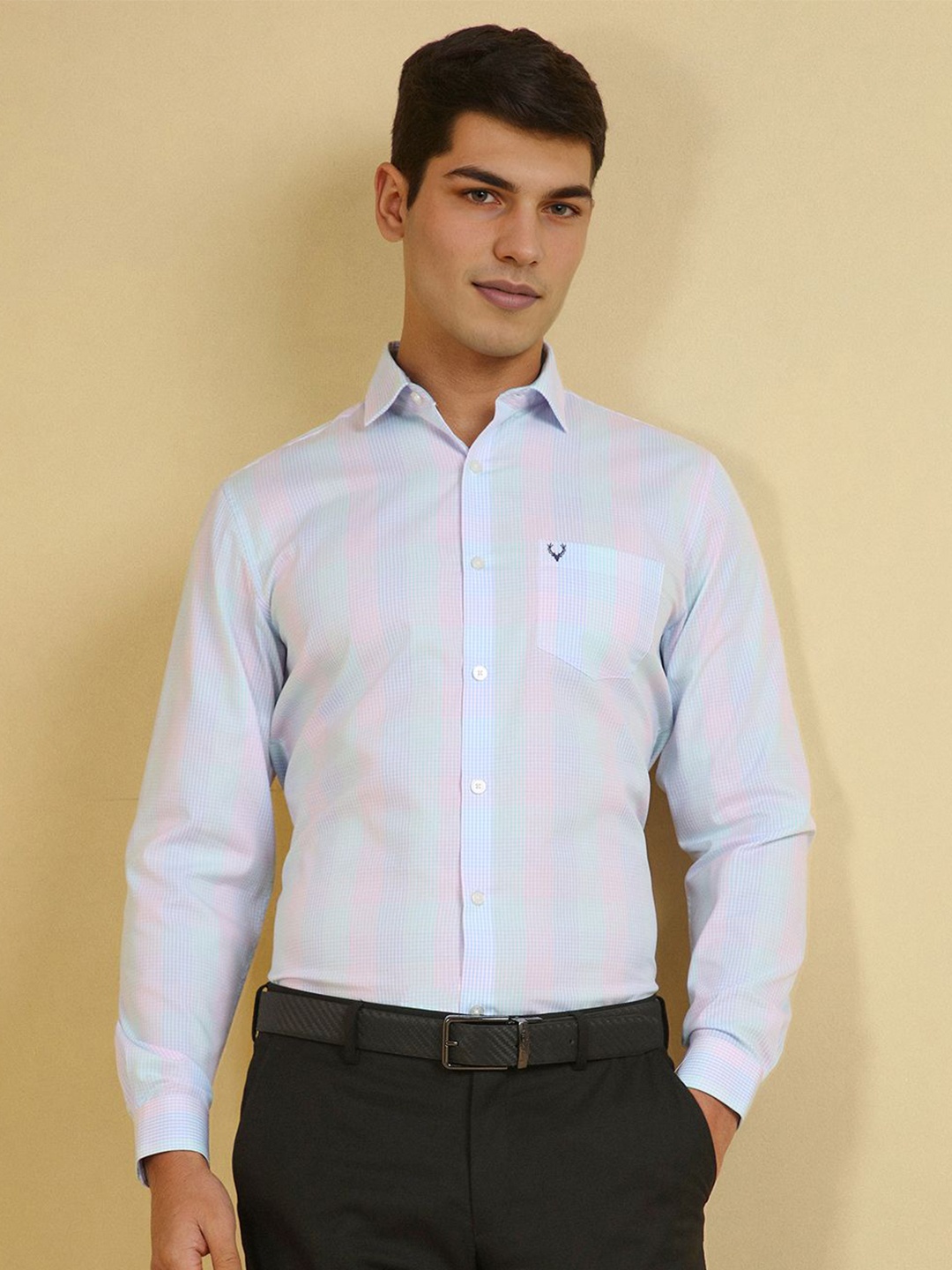 

Allen Solly Men Slim Fit Spread Collar Micro Checked Cotton Formal Shirt, Blue