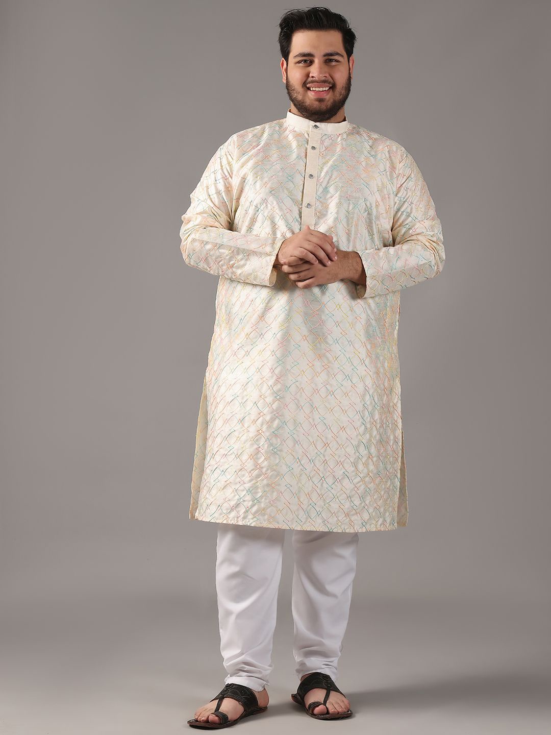 

SOJANYA PLUS Plus Size Men Ethnci Motifs Embroidered Straight Kurta With Pyjamas, Cream