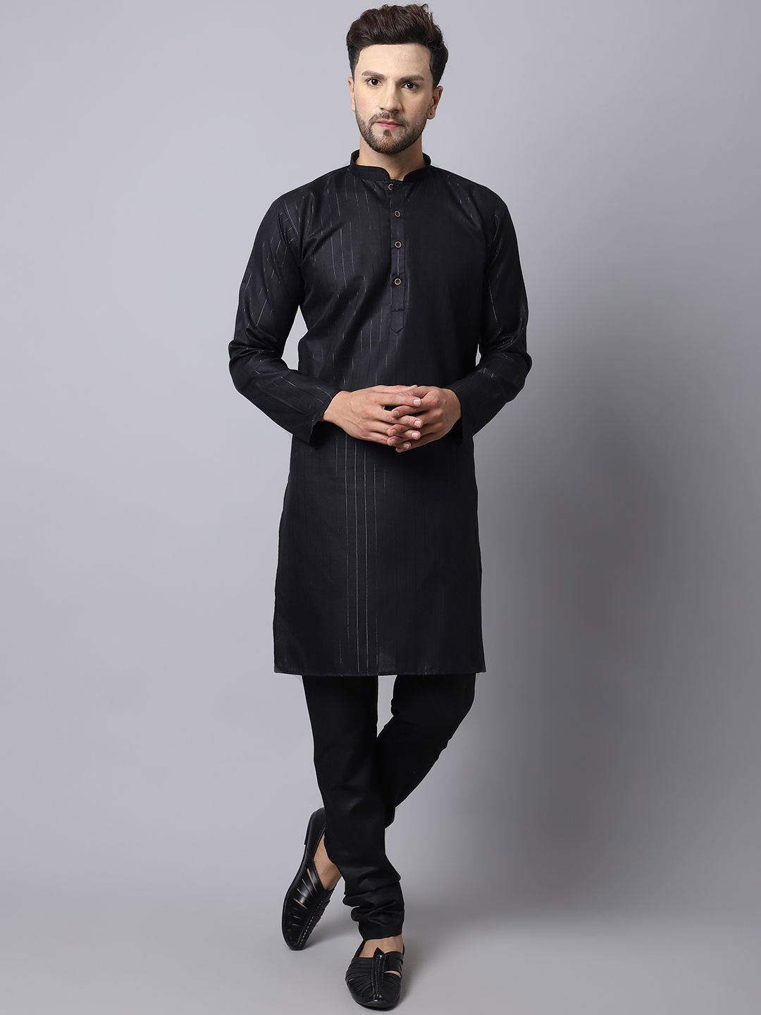 

Kaifoo Striped Mandarin collar Straight Kurta With Churidar, Black