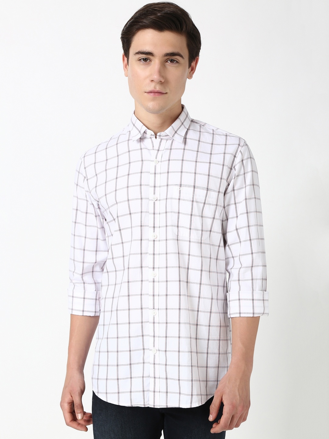 

Peter England Casuals Men Spread Collar Checked Cotton Casual Shirt, White