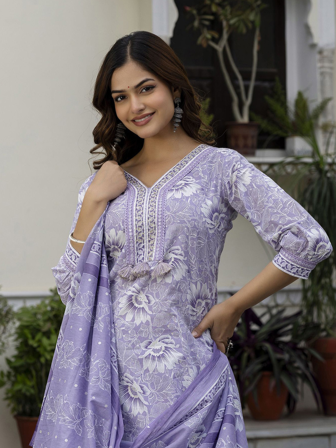 

Anouk Purple Floral Printed V-Neck Pure Cotton Straight Kurta With Trouser & Dupatta