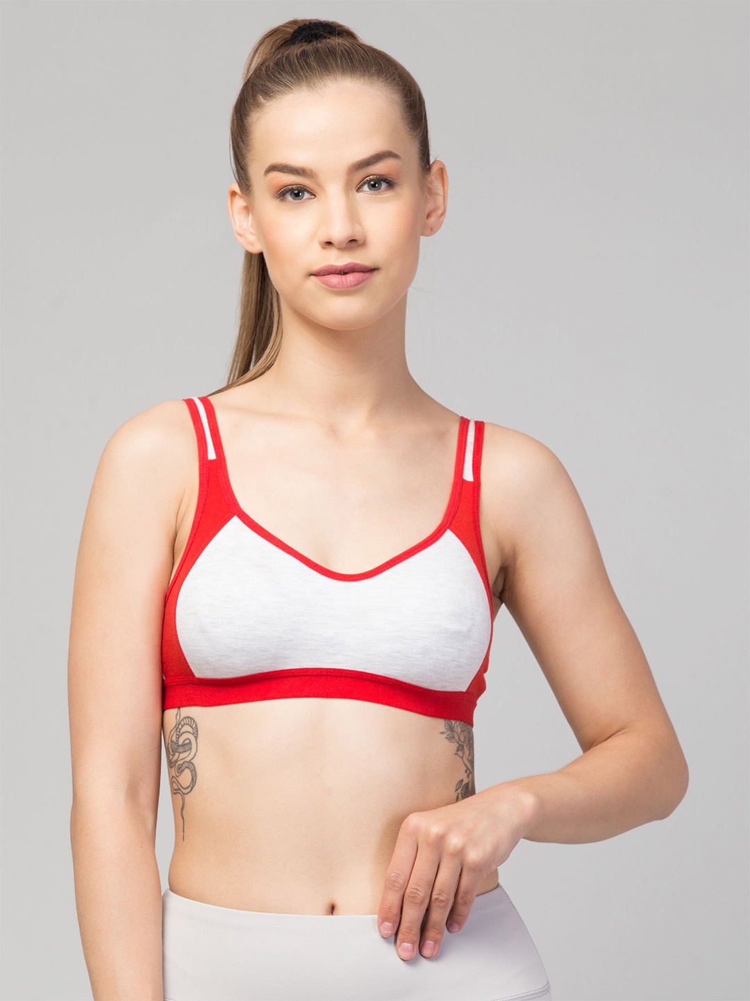 

ULLAS Women T-shirt Full Coverage Non Padded Seamless Bra, Red