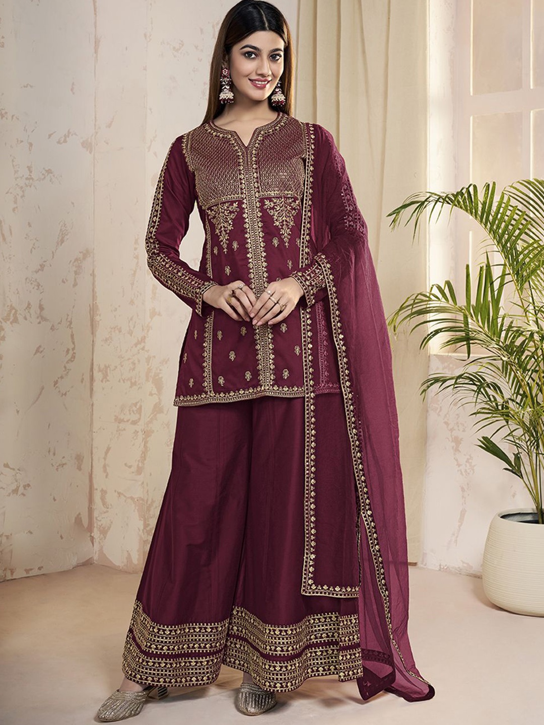 

Inddus Ethnic Motifs Embroidered Sequinned Straight Kurta With Sharara And Dupatta, Maroon