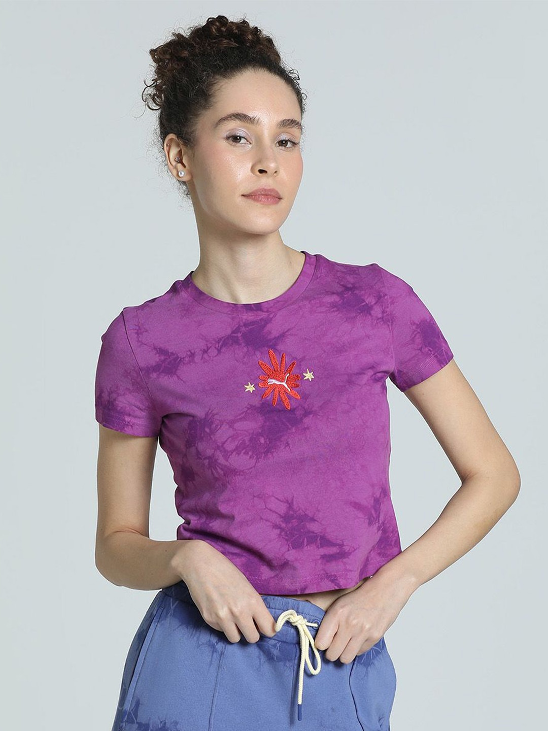 

Puma Wardrobe Essential Floral Pack Women Slim Fit Washed Graphic Crop Tee, Purple