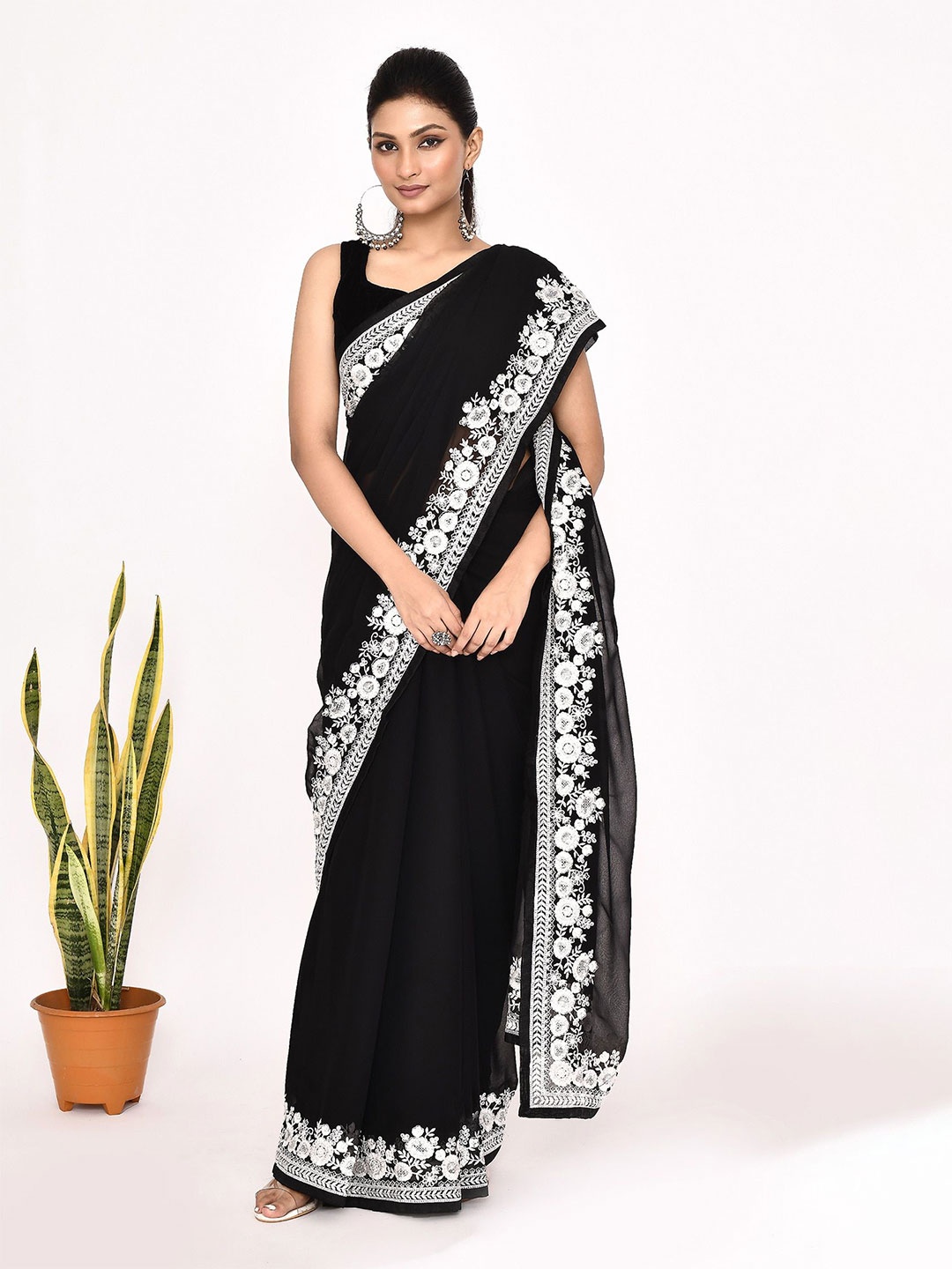 

Manu Designer Floral Embroidered Pure Georgette Saree, Black