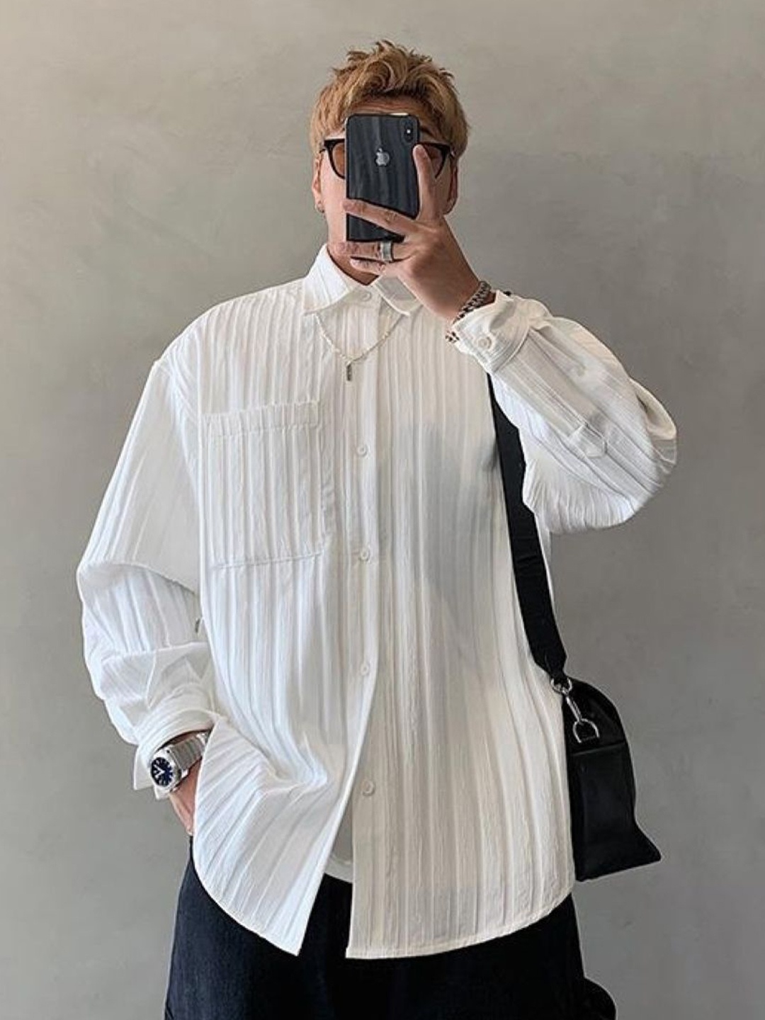 

StyleCast Men Standard Oversized Fit Spread Collar Textured Casual Shirt, White