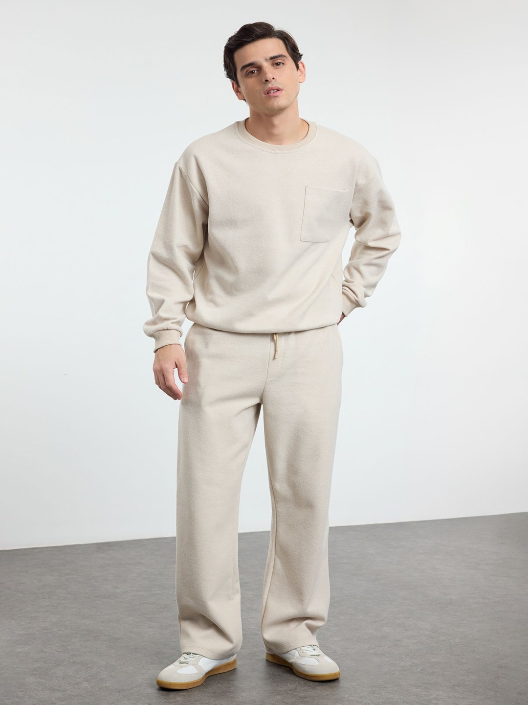 

Trendyol Round Neck Long Sleeves Sweatshirt With Track Pant Co-Ords, Beige