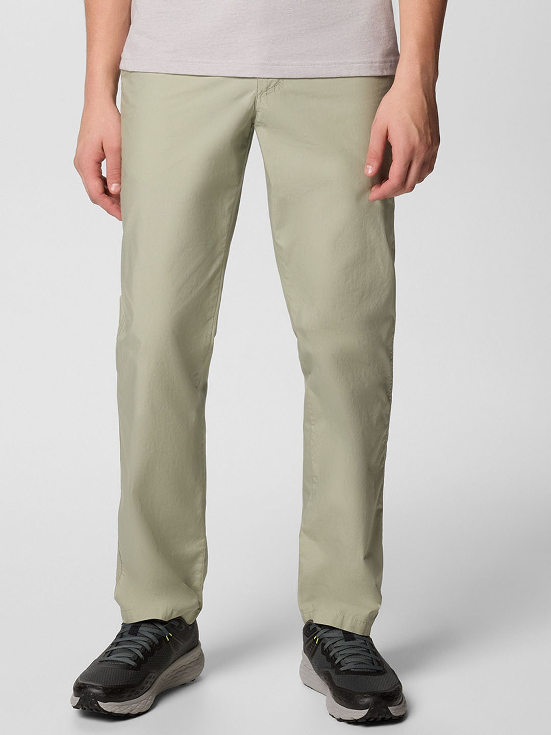 

Columbia Men Pure Cotton Mid Rise Trousers, Green