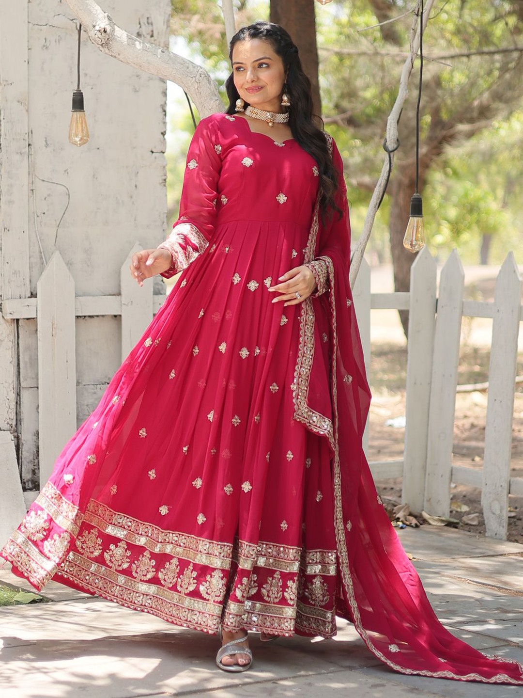 

KALINI Floral Embroidered Sweetheart Neck Sequinned Georgette Anarkali Kurta With Dupatta, Pink