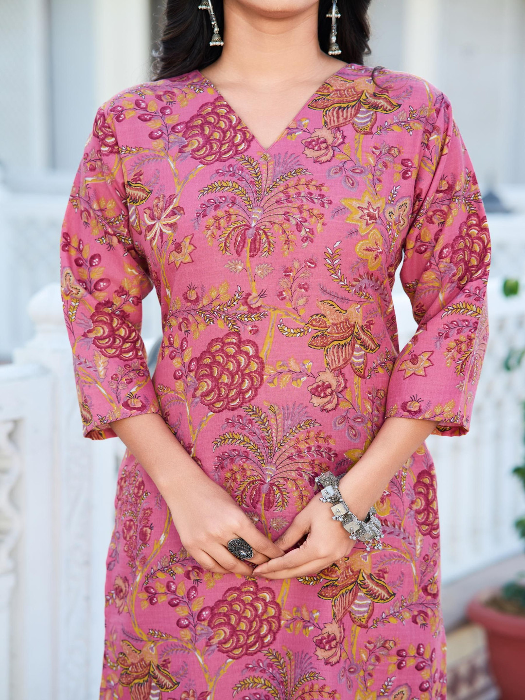 

THE52 Floral Printed Straight Kurta with Trousers, Pink