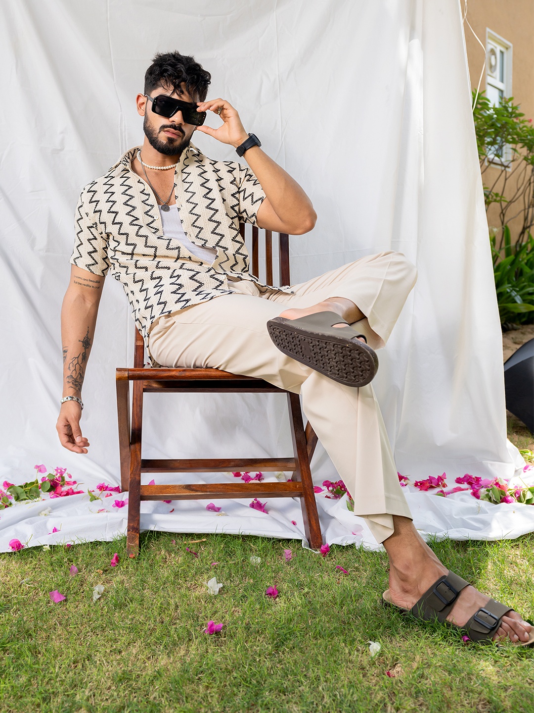 

Tistabene Men Comfort Floral Opaque Printed Casual Shirt, White