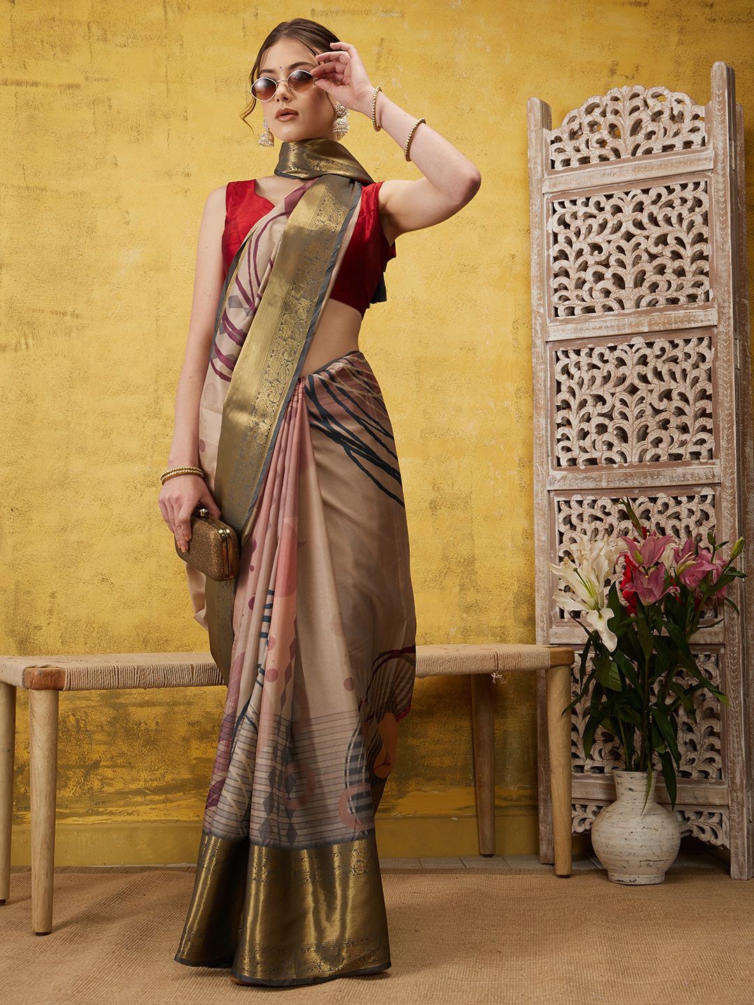 

DIVASTRI Banarasi Tusser Soft Silk Digital Print Zari Woven Saree, Purple