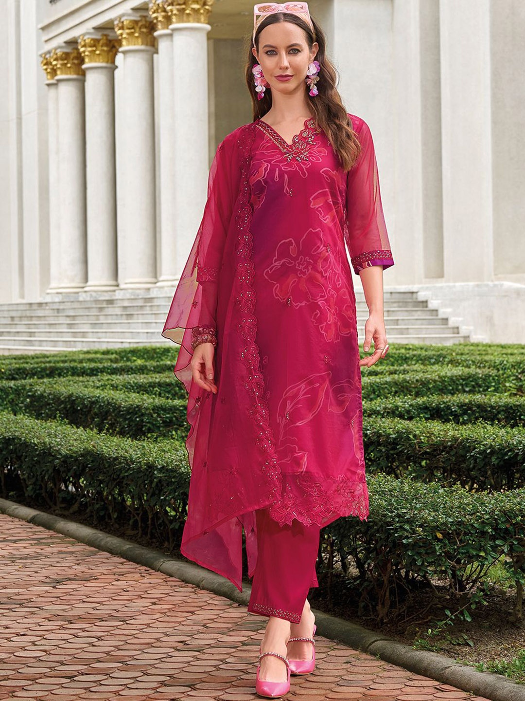 

HOUSE OF PARAL Women Floral Printed Regular Kurta with Salwar & With Dupatta, Pink
