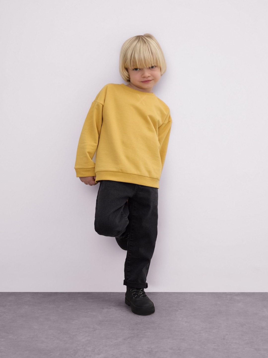

DeFacto Boys Mid-Rise Chinos Trousers, Na