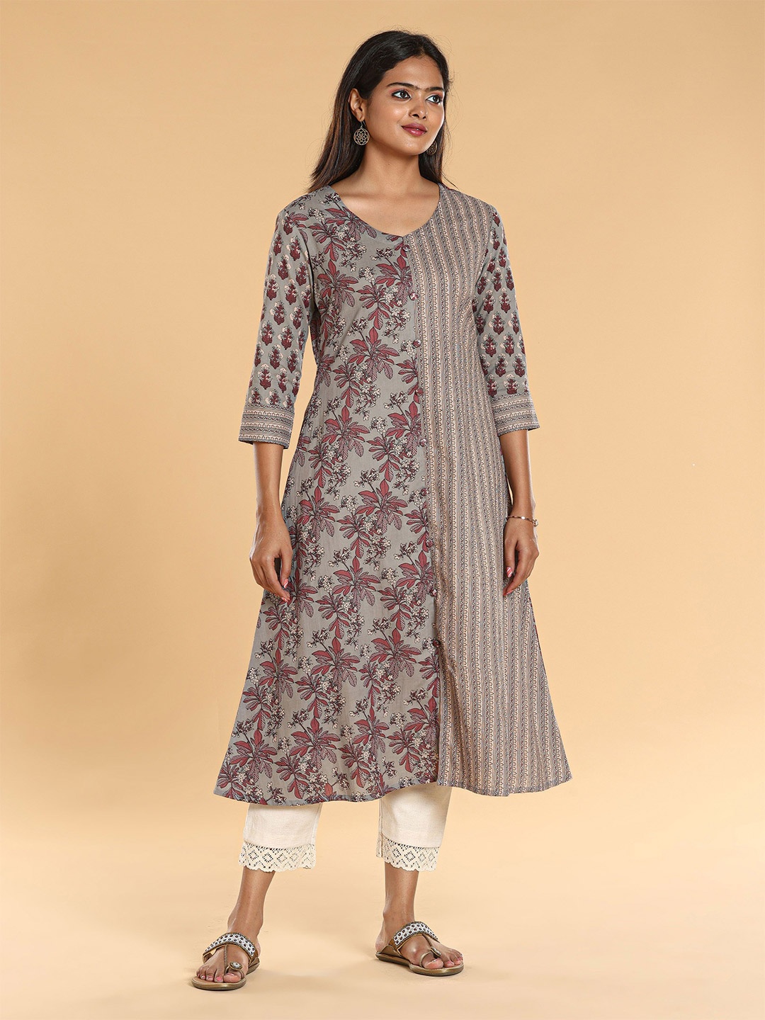 

Vismay Printed Pure Cotton Straight Kurta, Grey
