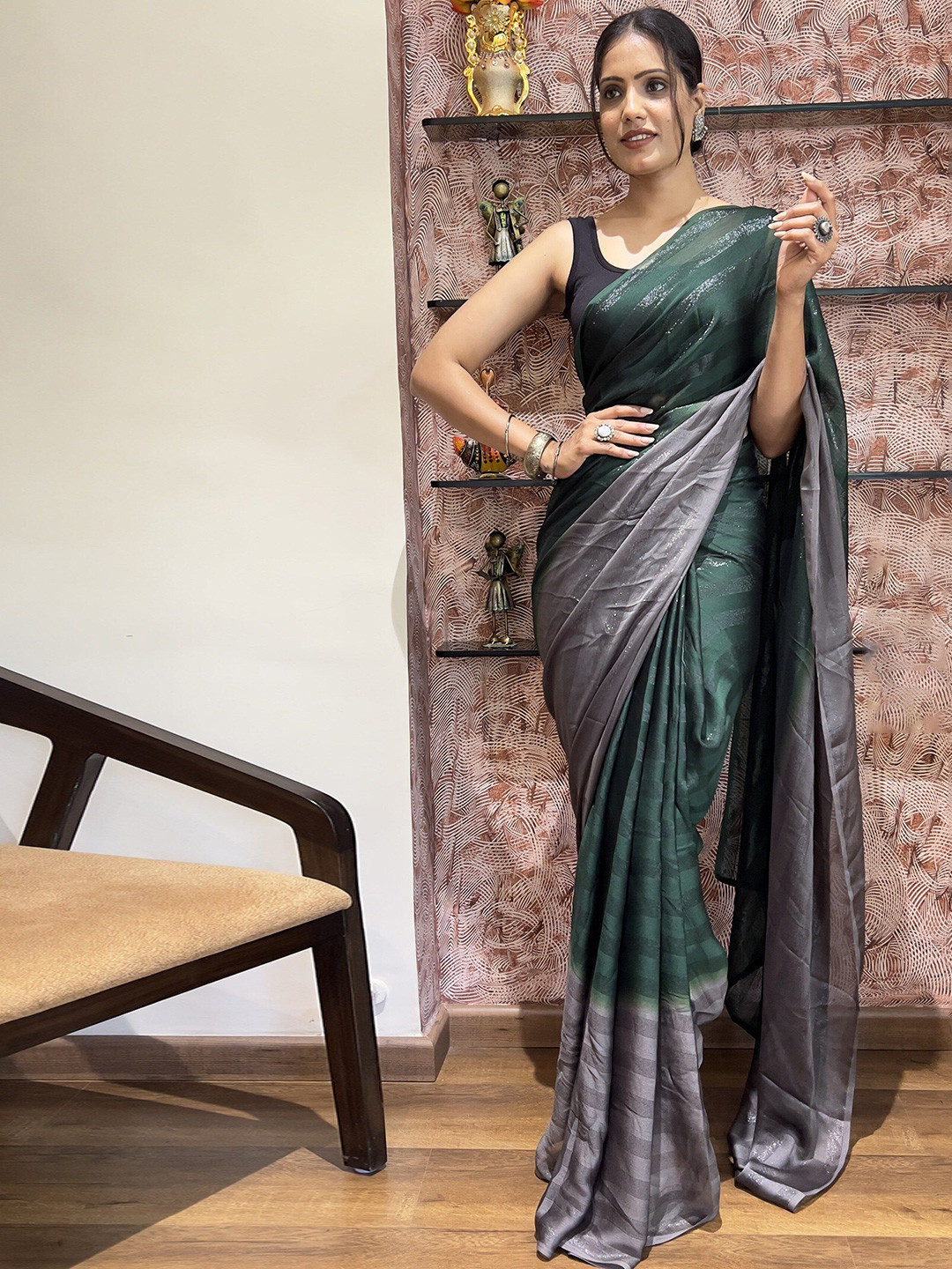 

ZIBLON Tie and Dye Dyed Saree, Green