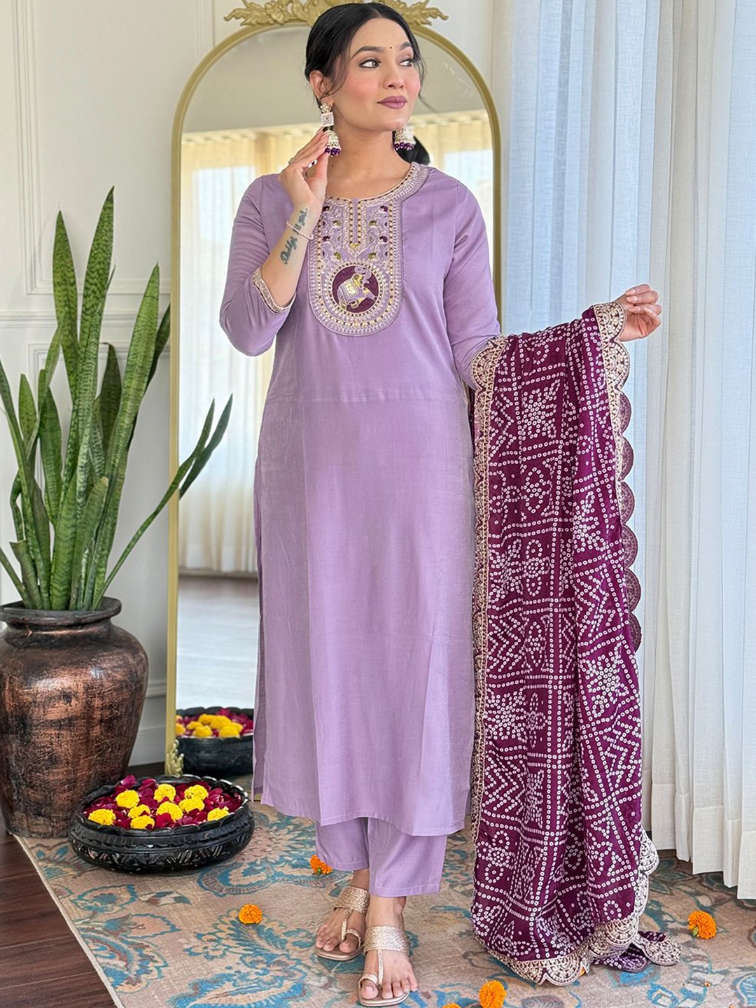 

THE52 Floral Yoke Design Zari Straight Kurta With Trouser & Dupatta, Lavender