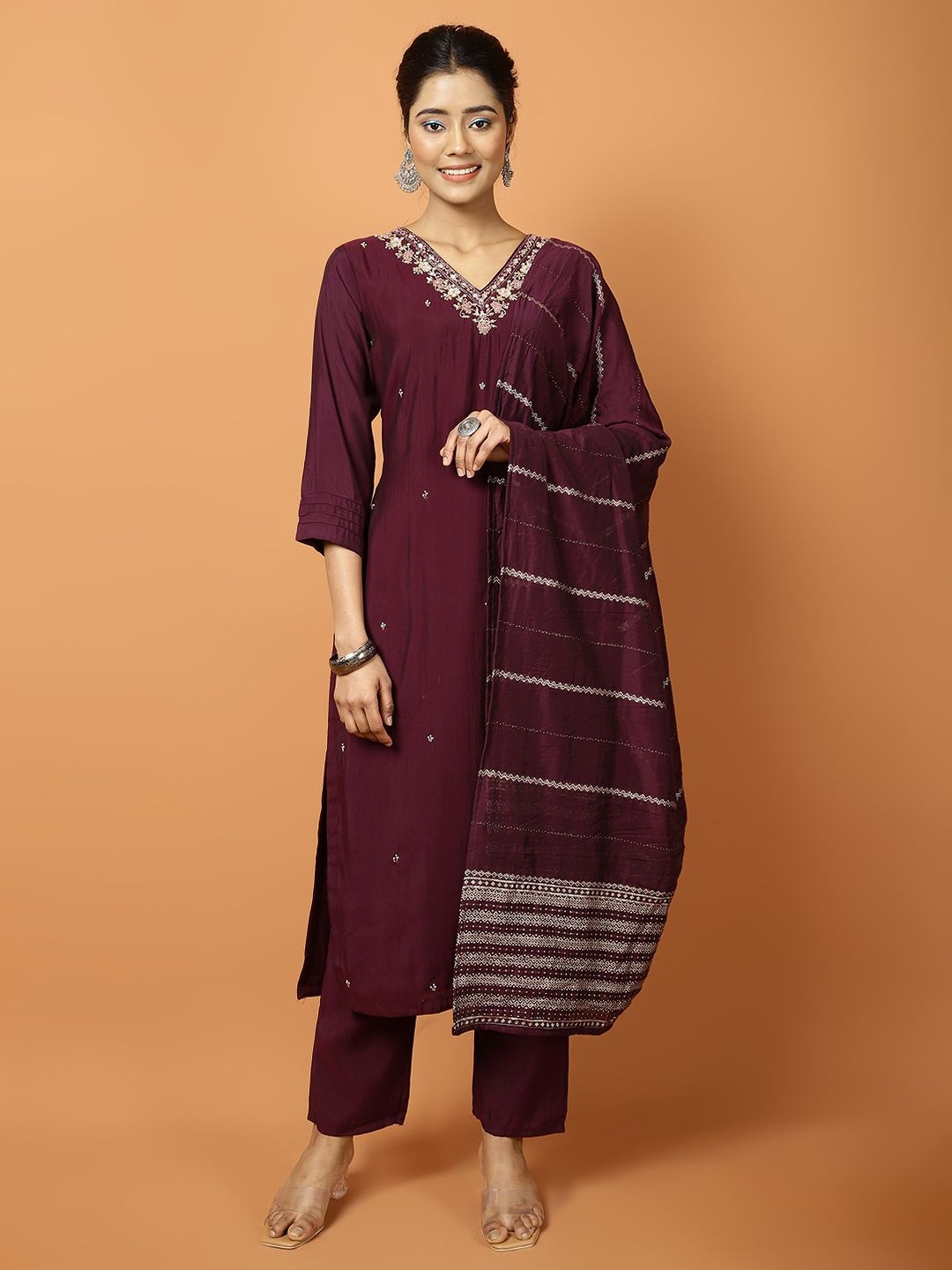 

Meena Bazaar Floral Embroidered V-Neck Thread Work Straight Kurta With Trouser And Dupatta, Burgundy