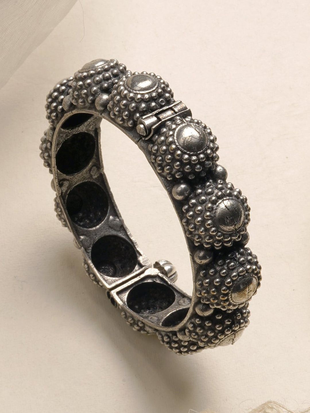 

Sangria Silver Plated Oxidised Finish Kada Bangle