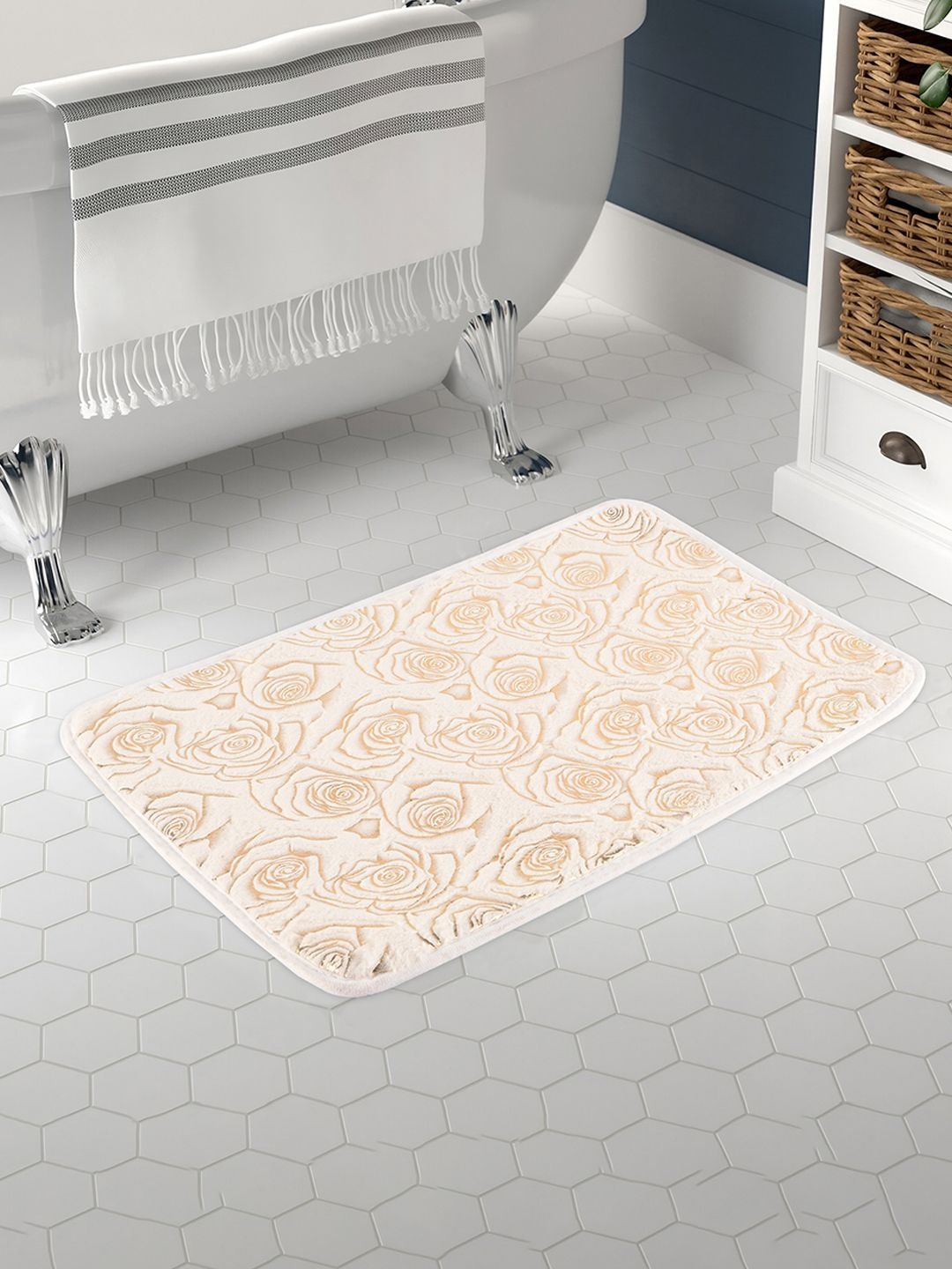 

Kuber Industries Bathroom Door Mat, Gold