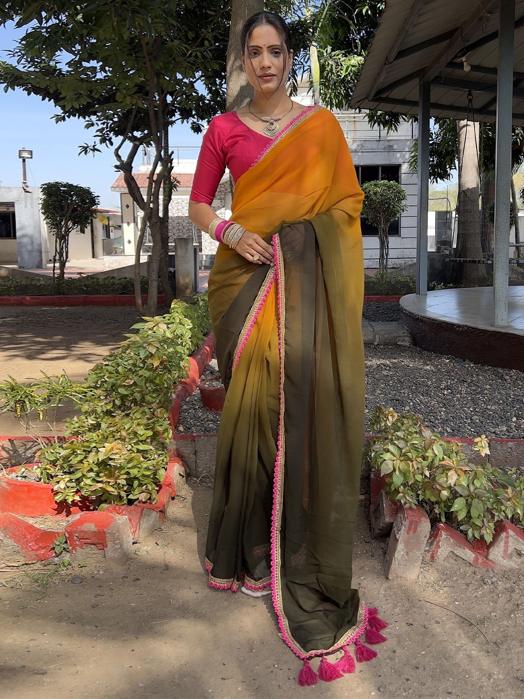 

A TO Z CART Women Colourblocked Embroidered Pure Georgette Saree, Olive
