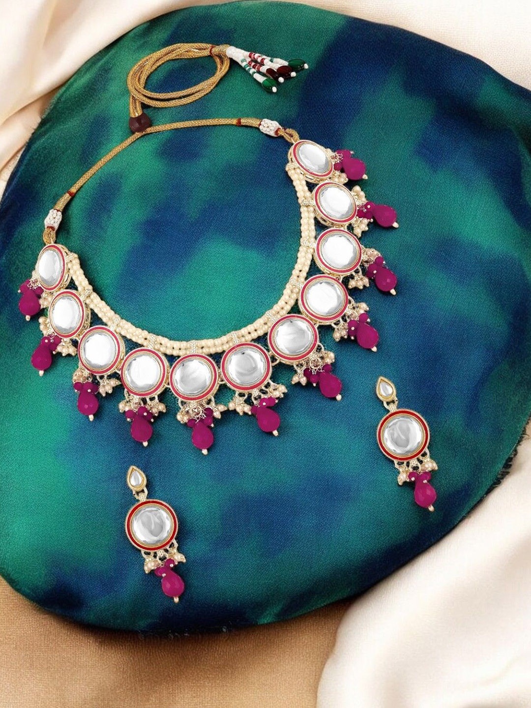 

Stefan Gold-Plated Kundan Studded And Beaded Jewellery Set