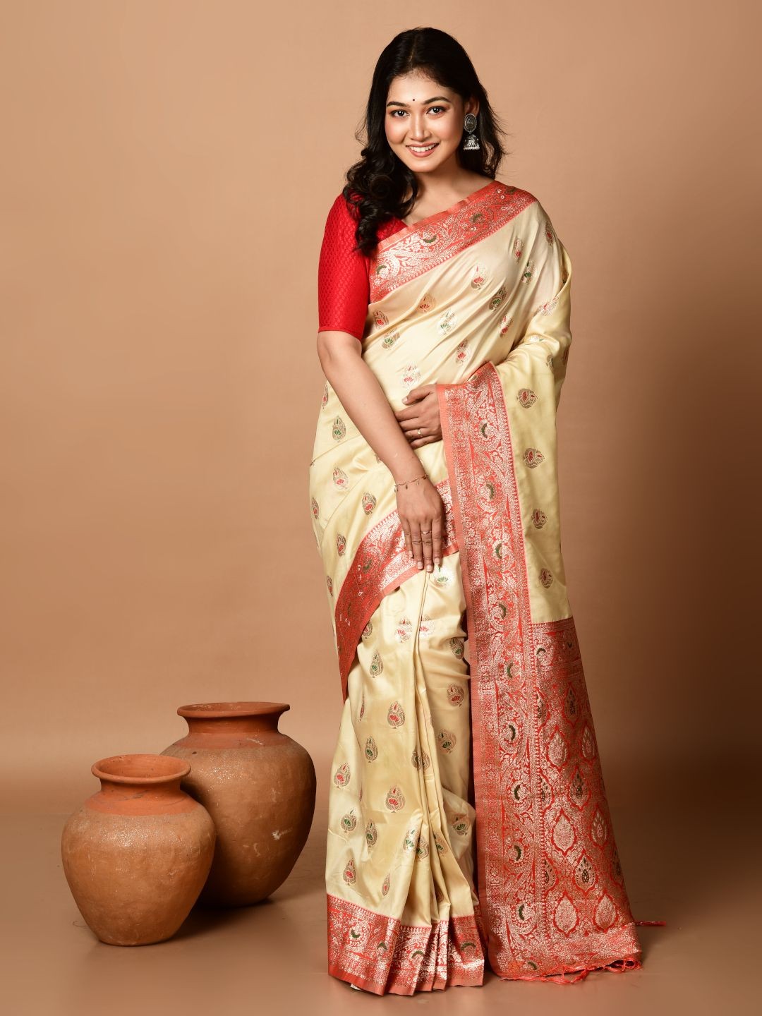 

Laa Calcutta Woven Design Zari Pure Silk Banarasi Saree, Cream