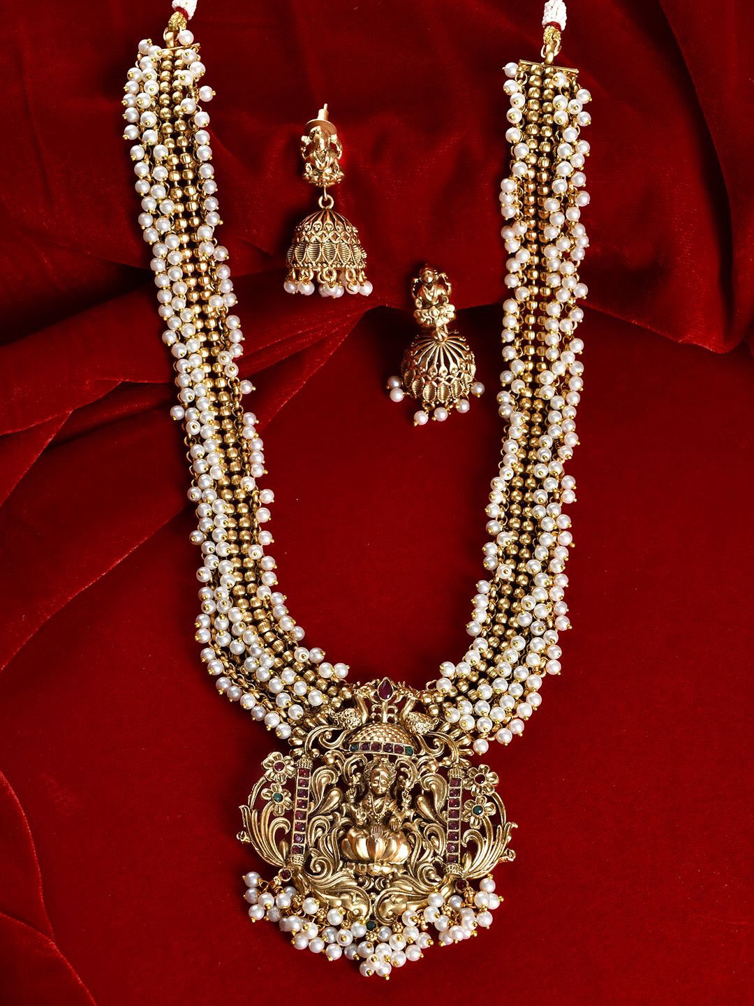 

Voylla Gold Opulence Sanskriti Temple Necklace Set