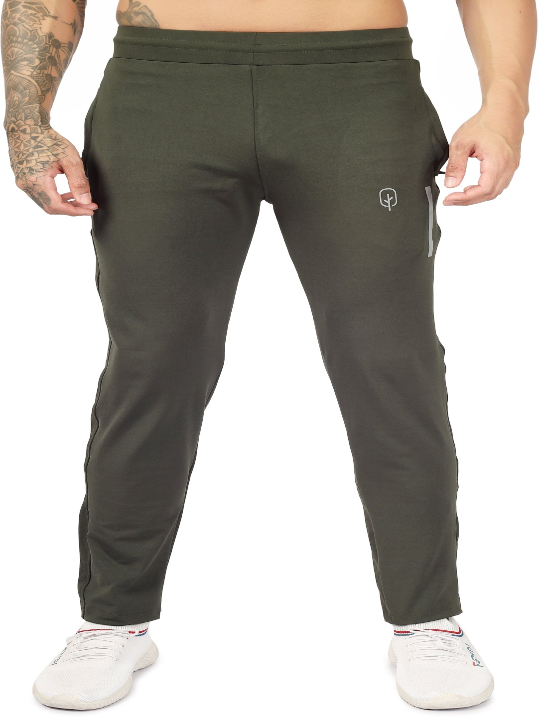 

BLUEFICUS Men Plus-Size Logo Printed Detail Track Pants, Olive