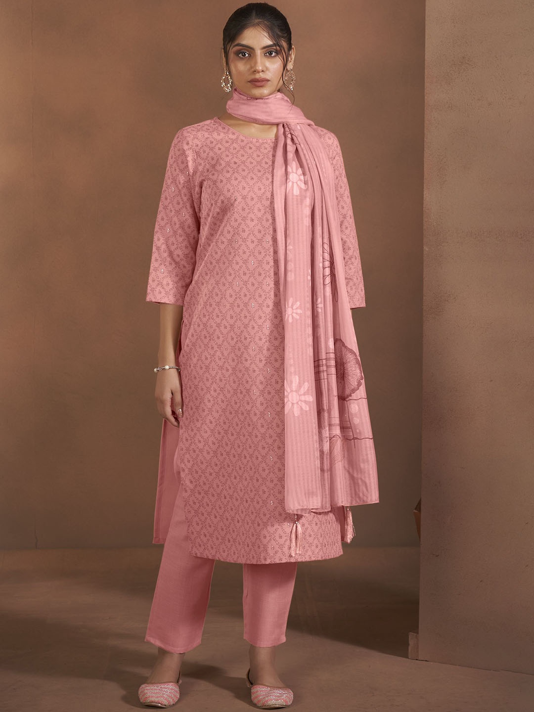 

Anouk Peach Ethnic Motifs Printed Round Neck Kurta With Trousers And Dupatta
