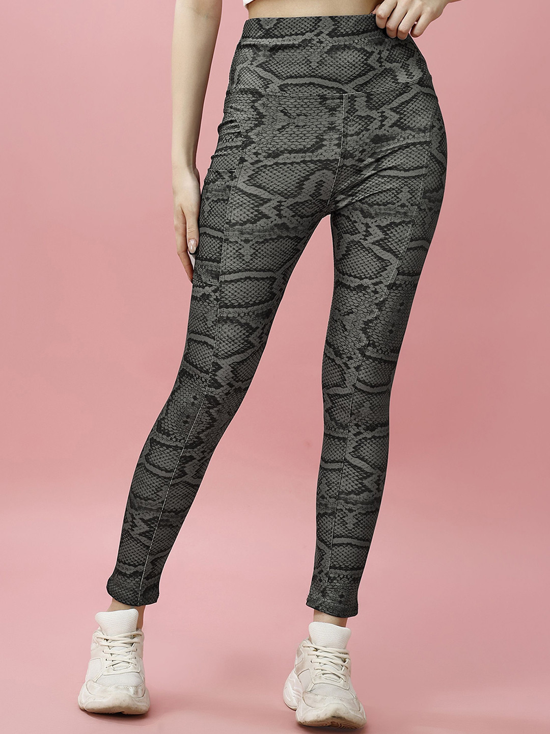 

POOJARAN SAREE Animal Printed High Rise Tights, Black