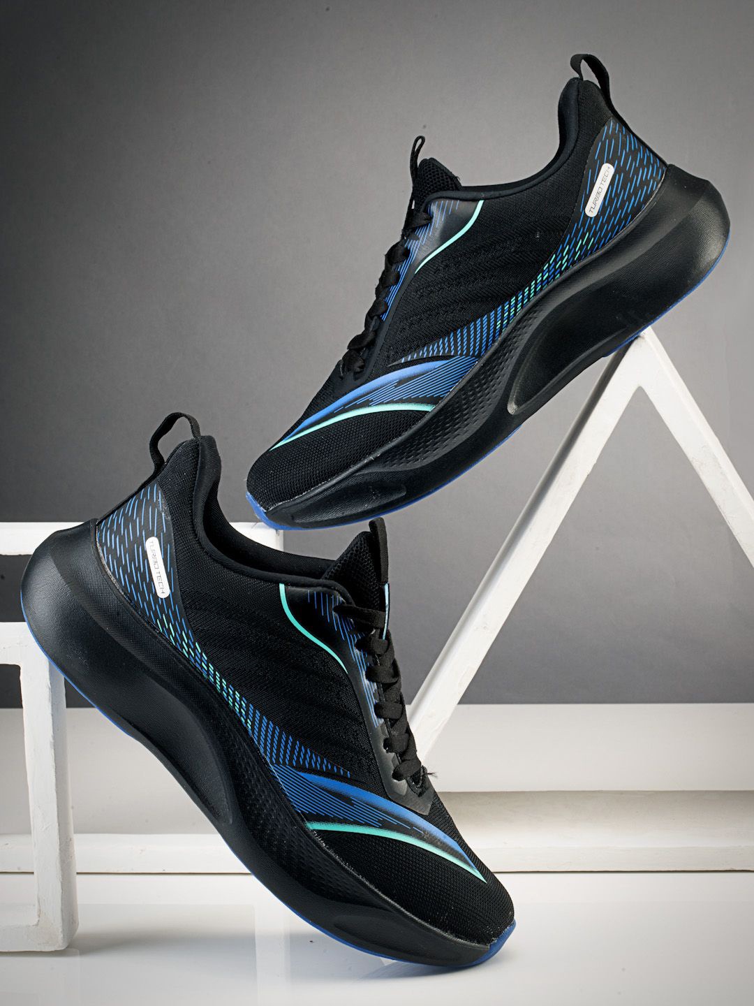 

Action Men Mesh Running Non-Marking Shoes, Black