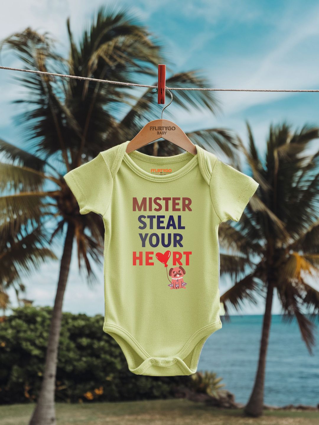

FFLIRTYGO Infants Valentine Day Printed Cotton Bodysuit, Green