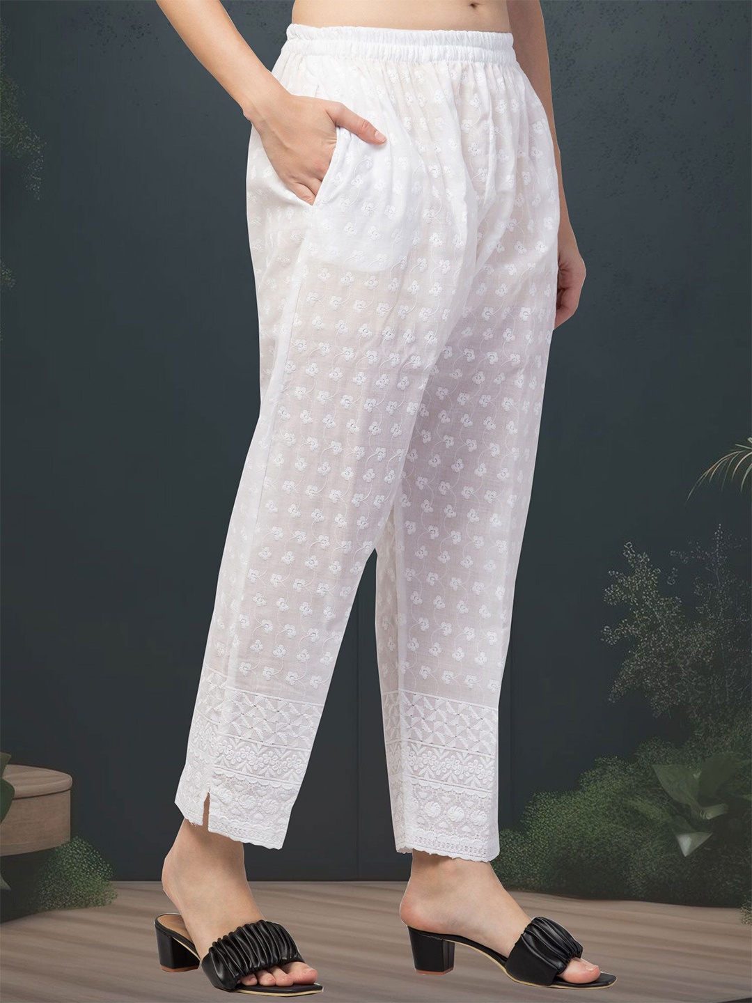 

FAMBEE Women Floral Printed Flared Knitted Palazzos, White