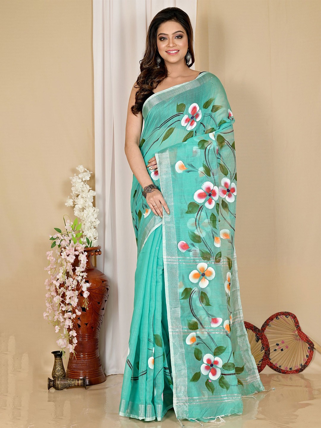 

DipDiya Floral Printed Zari Taant Saree, Sea green