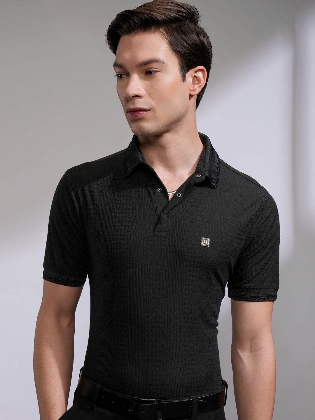 

HIGHLANDER Men Self Design Polo Collar Regular Fit T-shirt, Black