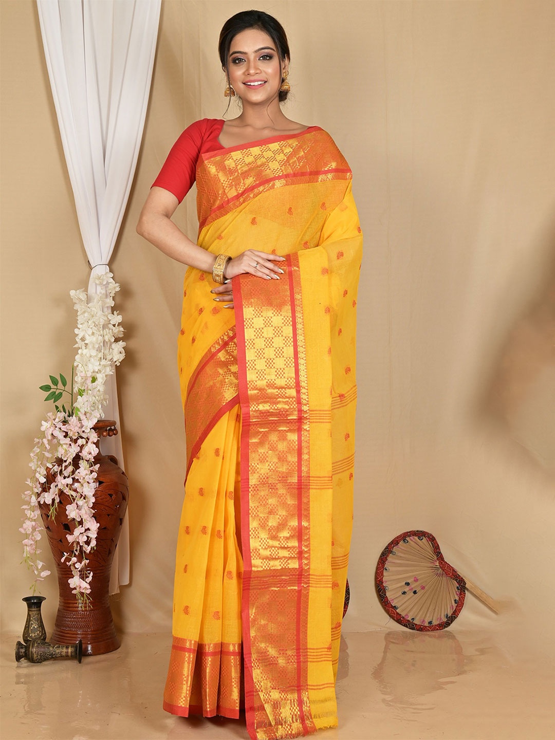 

DipDiya Atula Woven Design Zari Pure Cotton Taant Saree, Yellow