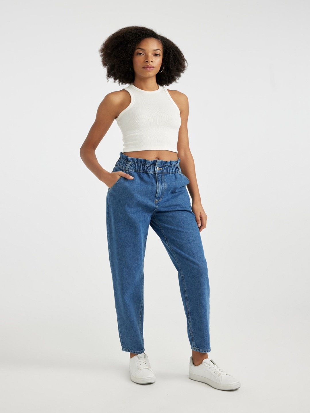 

DeFacto Women Regular Fit Jeans, Blue