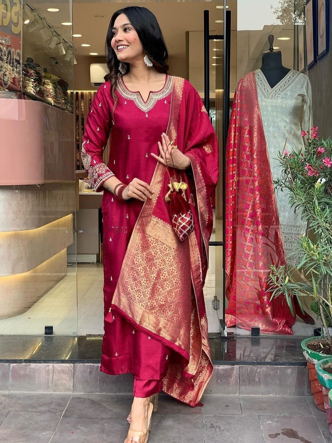 

Moda Rapido Woven Design Chanderi Silk Kurta With Trousers And Dupatta, Red