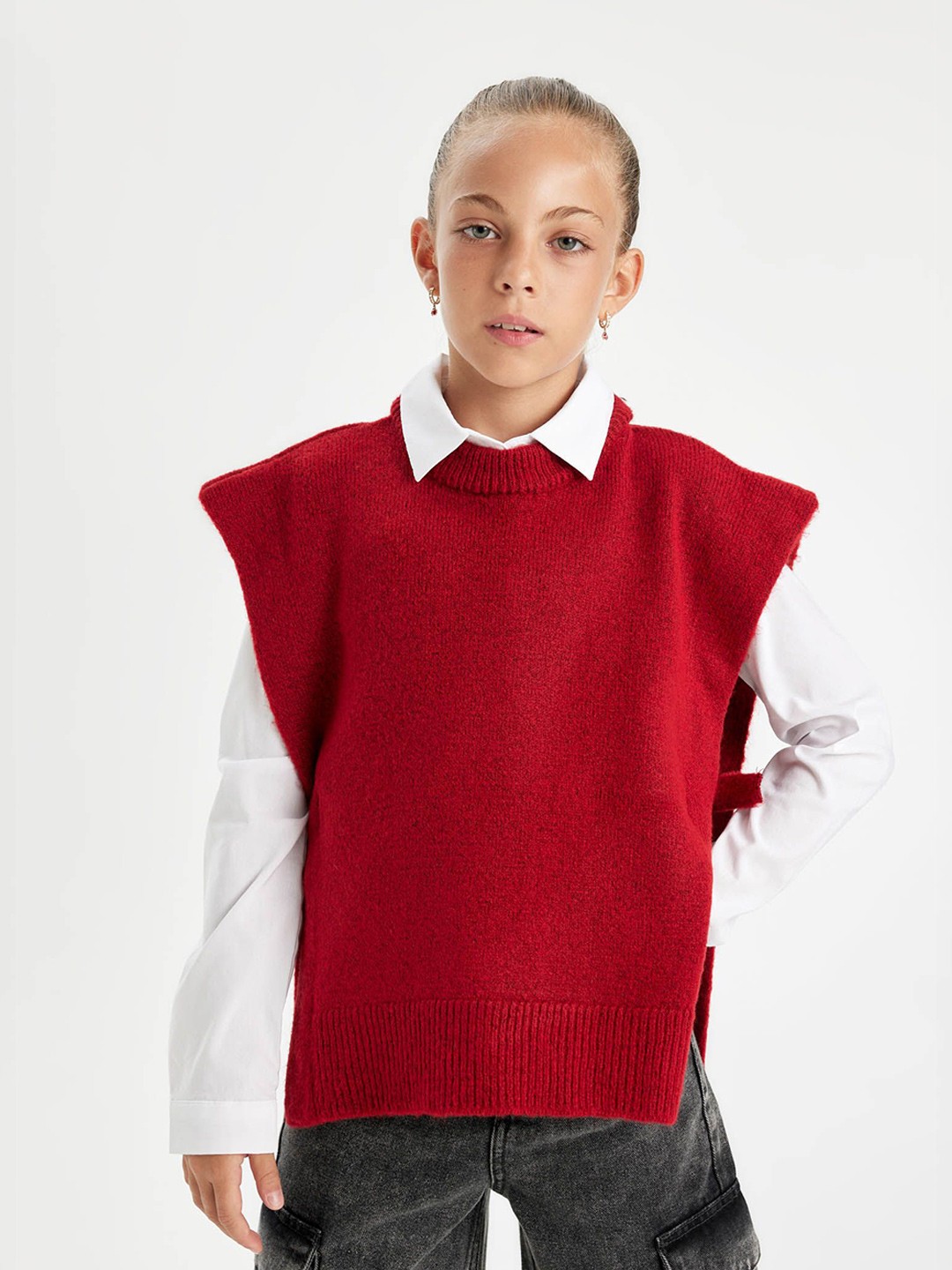 

DeFacto Girls High Neck Sweater Vest, Red