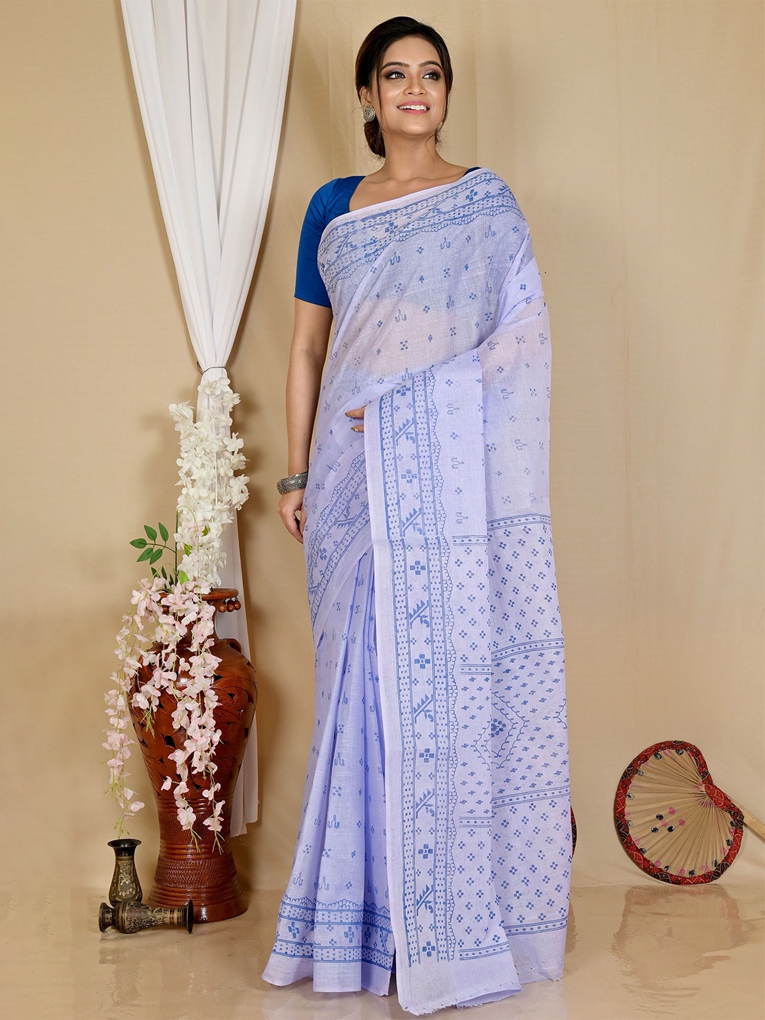 

PuJoy Geometric Printed Pure Cotton Taant Saree, Blue